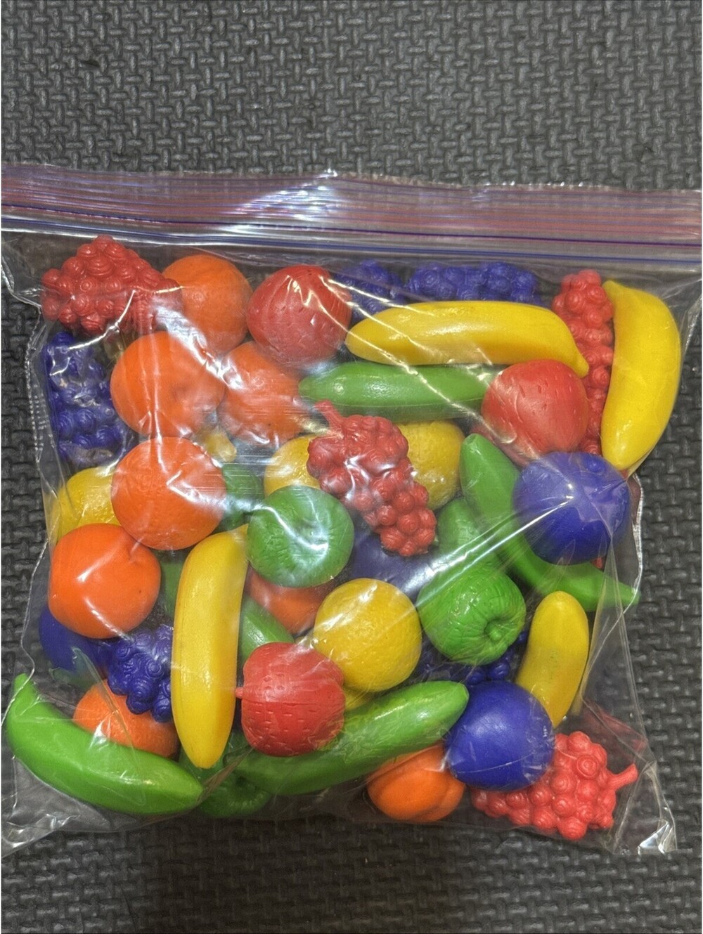 Lot/47Artificial Faux Fruits MINI Apples Oranges Banana Grapes Decor Play Food